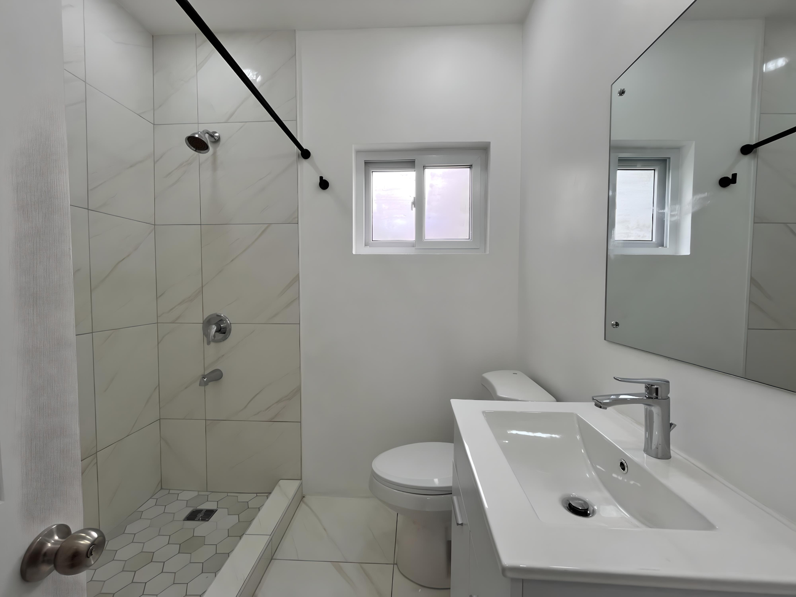 Eighth image of 3 Bowerbank Avenue in Red Hills, St. Andrew, Jamaica - property is For Rent