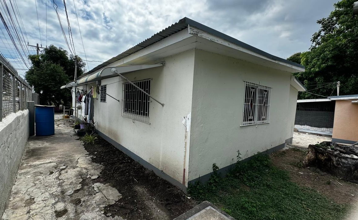 Twelfth image of 30 Druesdale Avenue, Kingsto in Kingston 19, St. Andrew, Jamaica - property is For Sale