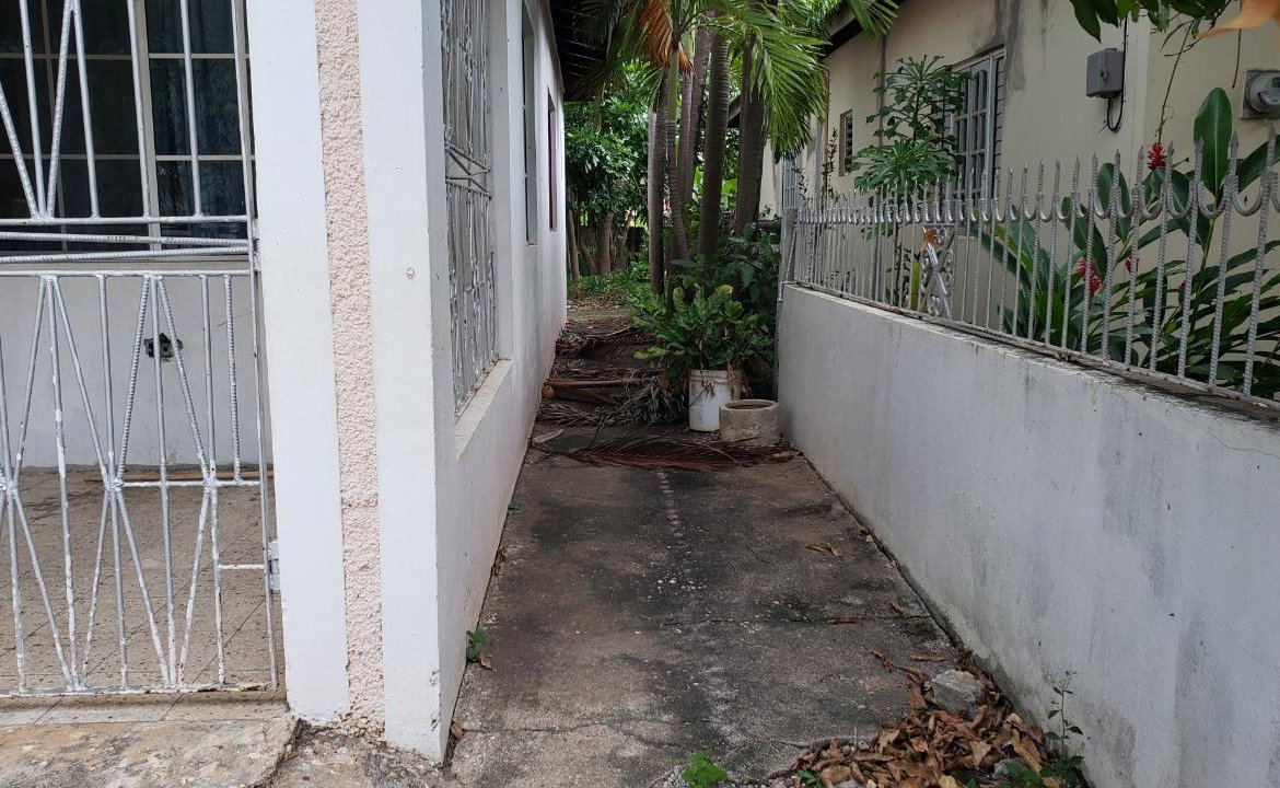 Thirteenth image of 31 West Park Avenue in May Pen, Clarendon, Jamaica - property is For Sale