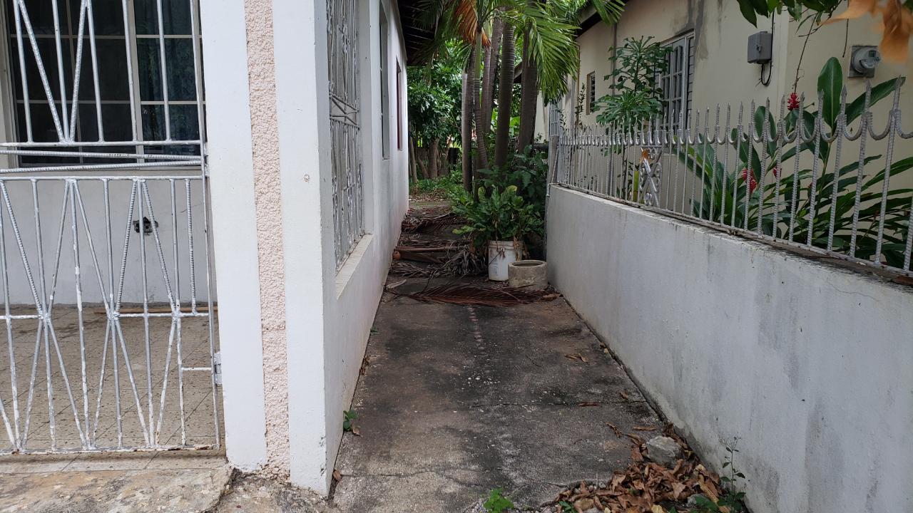 Spacious-Family-Home-for-Sale-in-MayPen-Clarendon-Investment-Opportunity Thirteenth image of 31 West Park Avenue in May Pen, Clarendon, Jamaica - property is For Sale