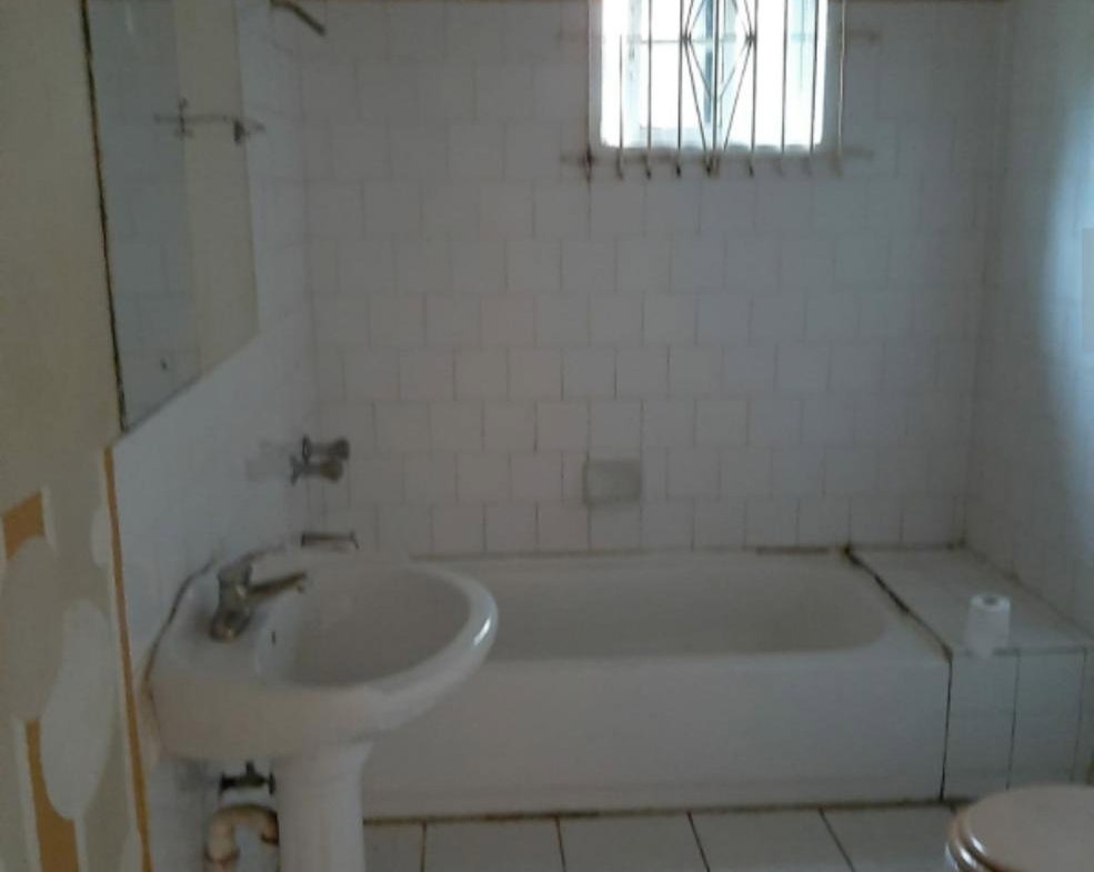 Fifteenth image of 31 West Park Avenue in May Pen, Clarendon, Jamaica - property is For Sale