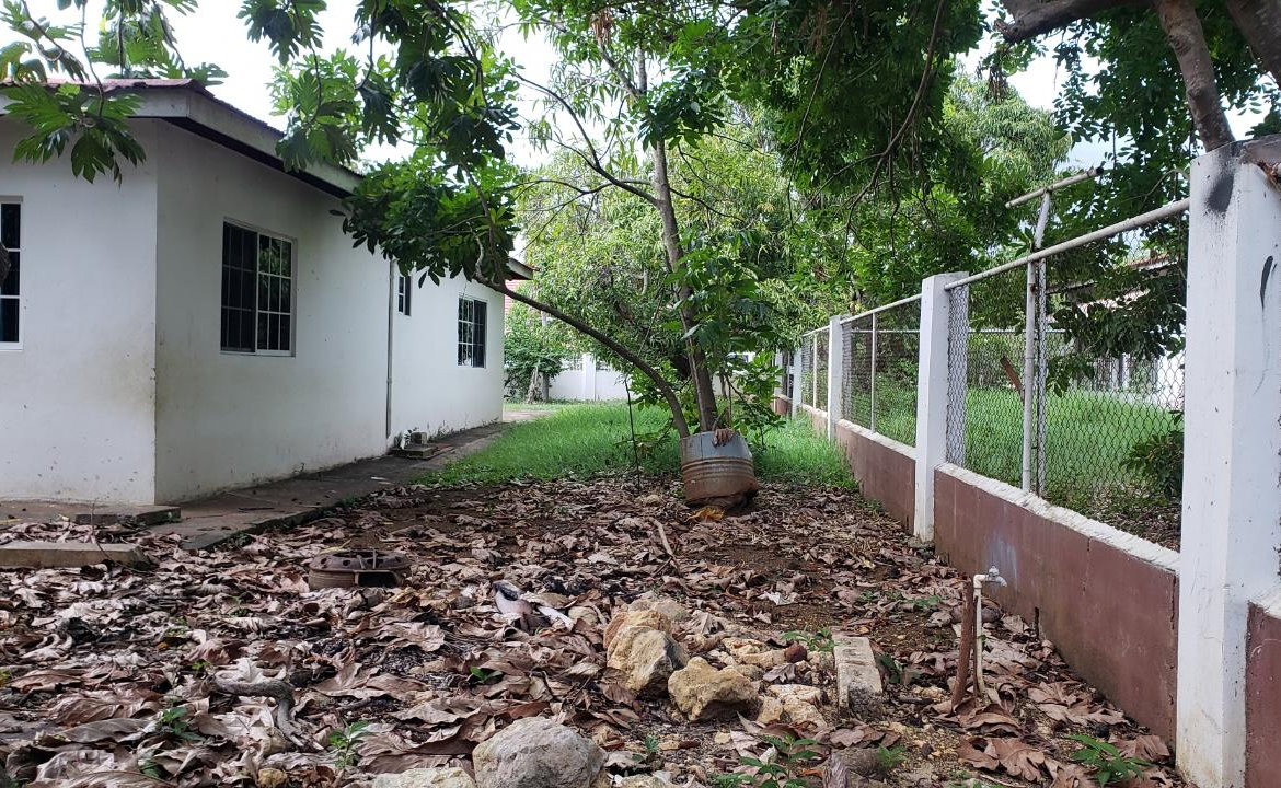 Seventeenth image of 31 West Park Avenue in May Pen, Clarendon, Jamaica - property is For Sale