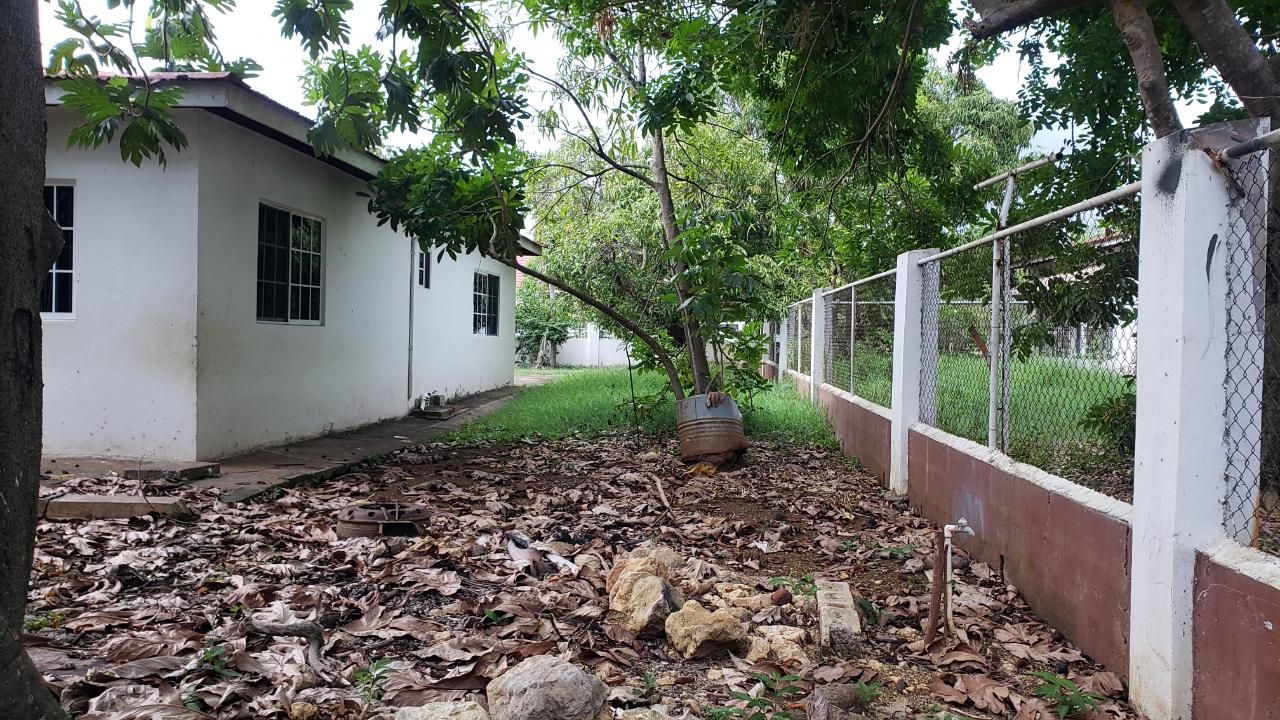 Spacious-Family-Home-for-Sale-in-MayPen-Clarendon-Investment-Opportunity Seventeenth image of 31 West Park Avenue in May Pen, Clarendon, Jamaica - property is For Sale