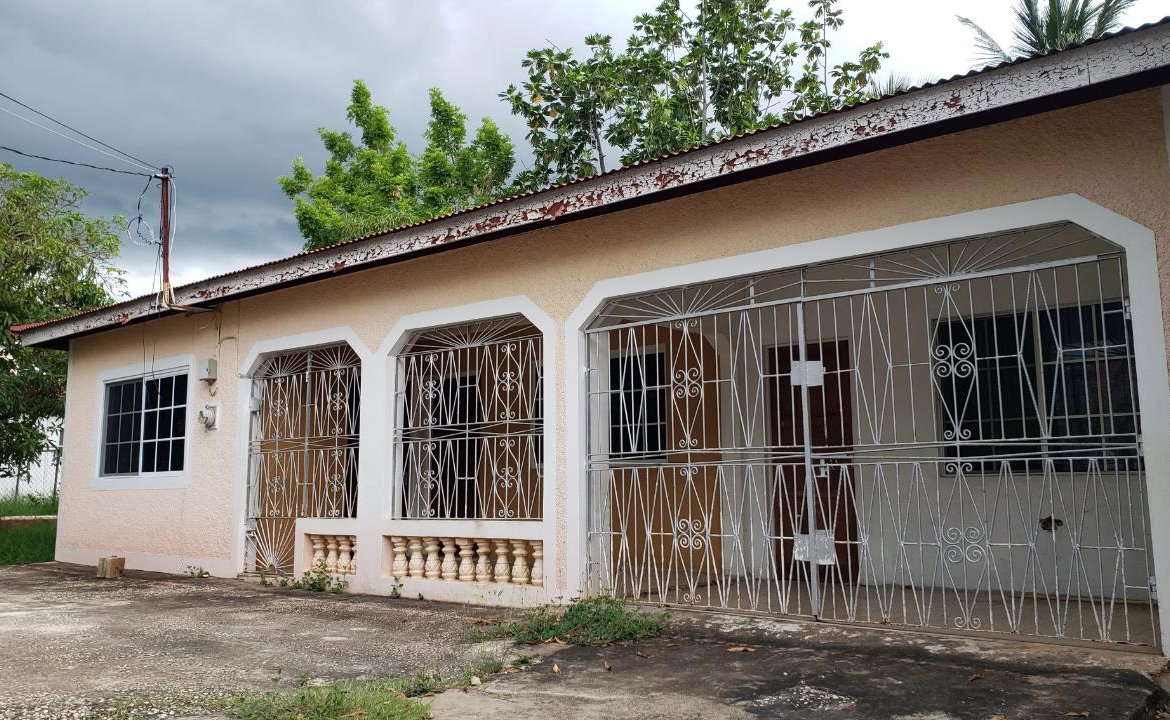 Fourth image of 31 West Park Avenue in May Pen, Clarendon, Jamaica - property is For Sale