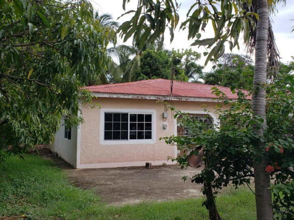 First image of 31 West Park Avenue in May Pen, Clarendon, Jamaica - property is For Sale