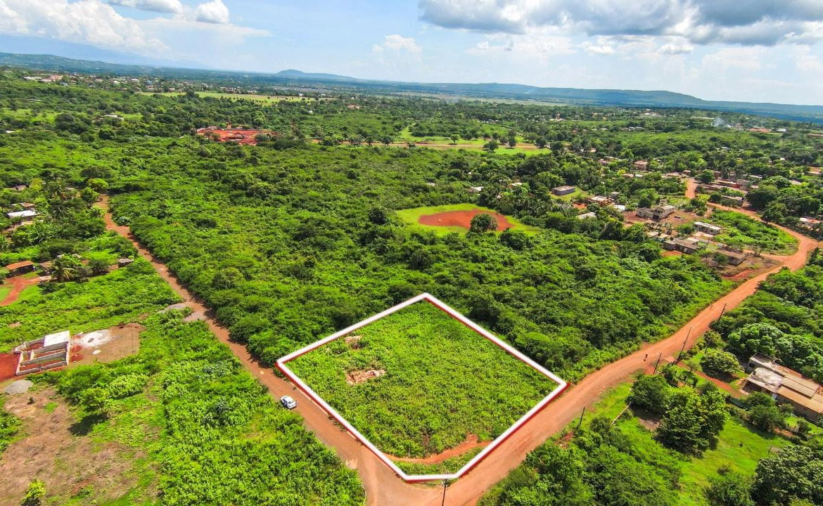 First image of 2 Naseberry Grove, st Cathe in Naseberry Grove, St. Catherine, Jamaica - property is For Sale