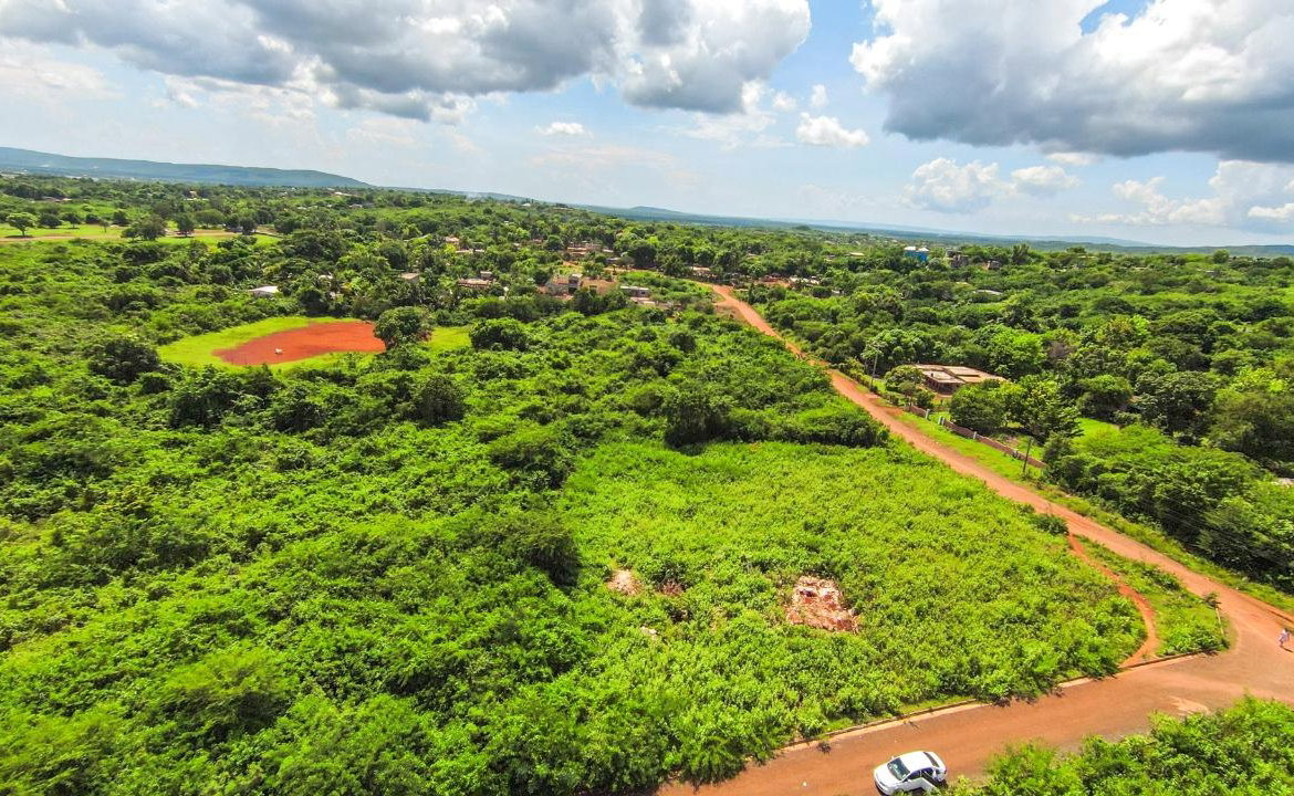 Seventh image of 2 Naseberry Grove, st Cathe in Naseberry Grove, St. Catherine, Jamaica - property is For Sale