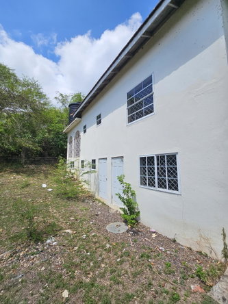 Second image of 124 Central Avenue in Chateau, Clarendon, Jamaica - property is For Sale