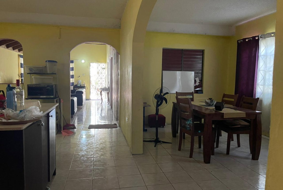 Fourth image of 565 Summerlyton Place in White Water Meadows, St. Catherine, Jamaica - property is For Rent