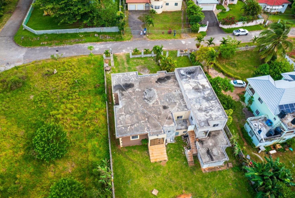 Spacious-Income-Earning-House-for-Sale-in-Mandeville-Jamaica Fifth image of Lot 33 College View Avenue, Mand in Cedar Grove, Manchester, Jamaica - property is For Sale
