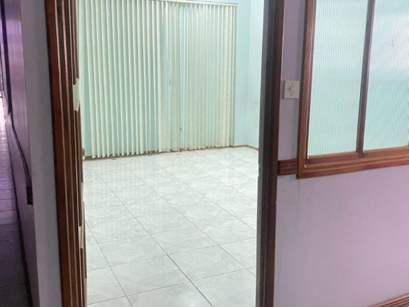 First image of 52 Duke Street in Kingston 1, Kingston, Jamaica - property is For Rent