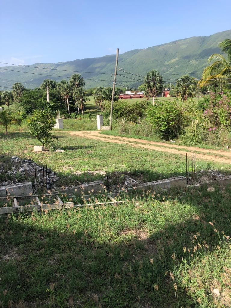 Spacious-Split-Level-Home-for-Sale-in-Mountainside-St.-Elizabeth Fourteenth image of Mountainside st Elizabeth in MOUNTAINSIDE, St. Elizabeth, Jamaica - property is For Sale