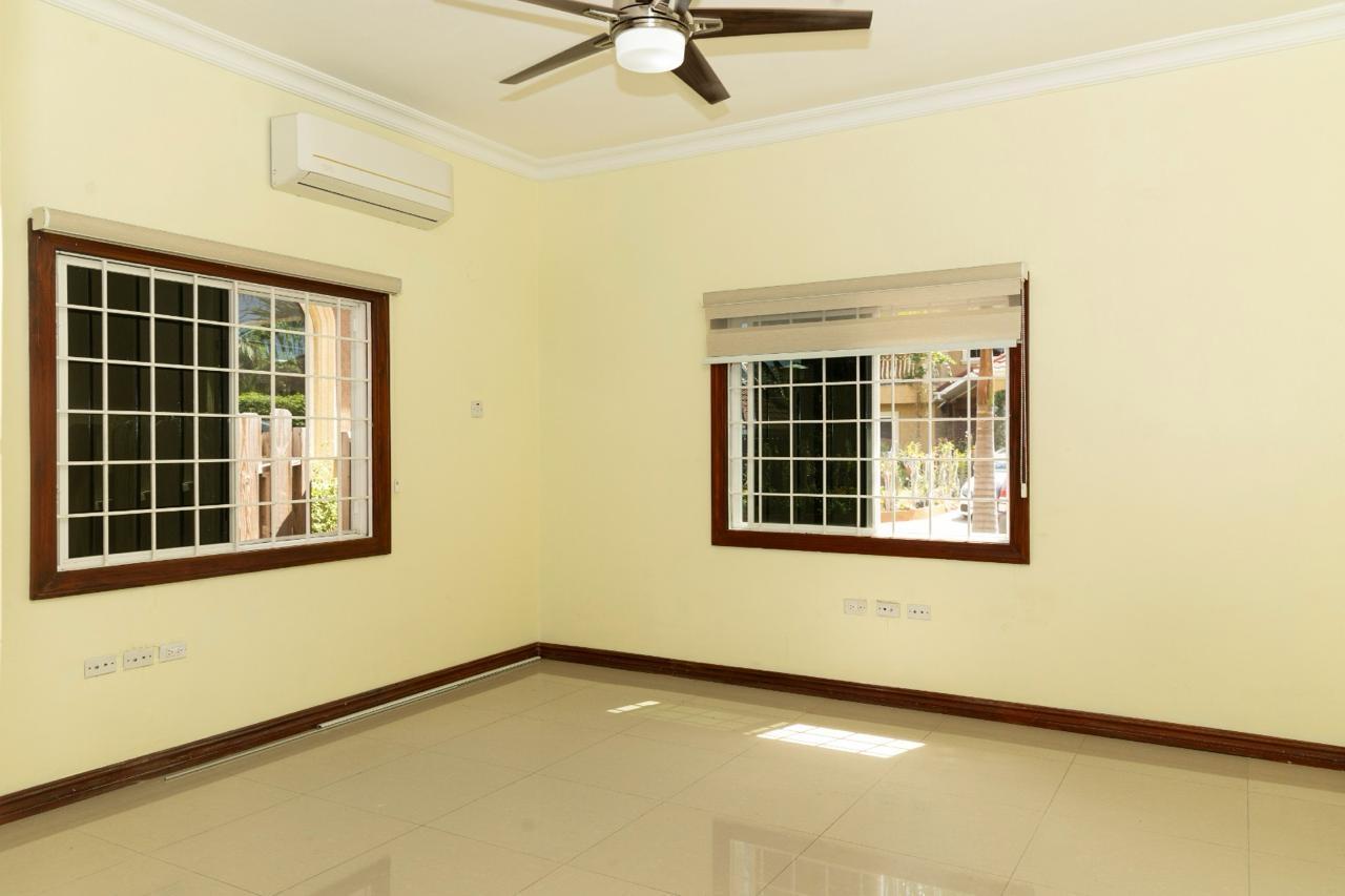 Twelfth image of Th-3-7-9 Clieveden Avenue in Kingston 6, St. Andrew, Jamaica - property is For Rent