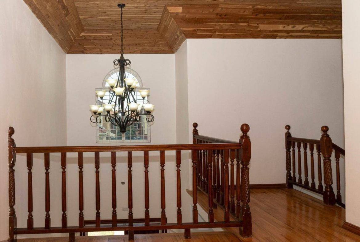 Thirteenth image of Th-3-7-9 Clieveden Avenue in Kingston 6, St. Andrew, Jamaica - property is For Rent