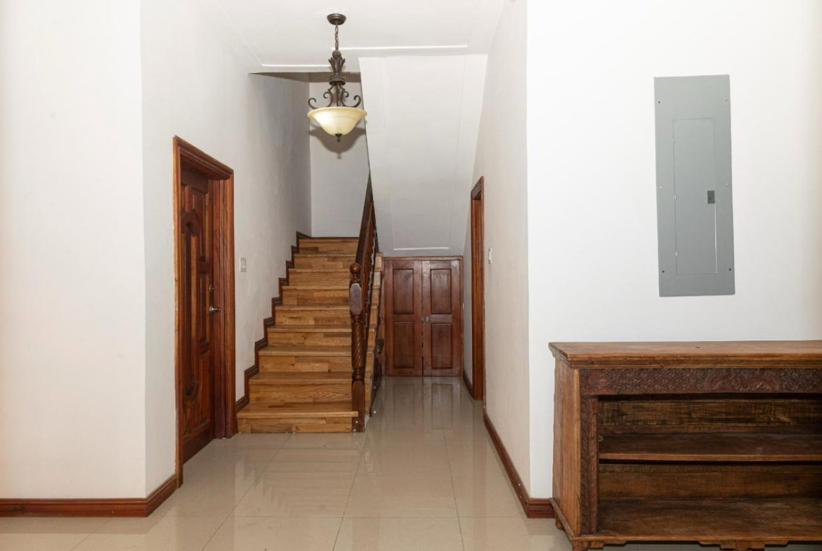 Fifteenth image of Th-3-7-9 Clieveden Avenue in Kingston 6, St. Andrew, Jamaica - property is For Rent