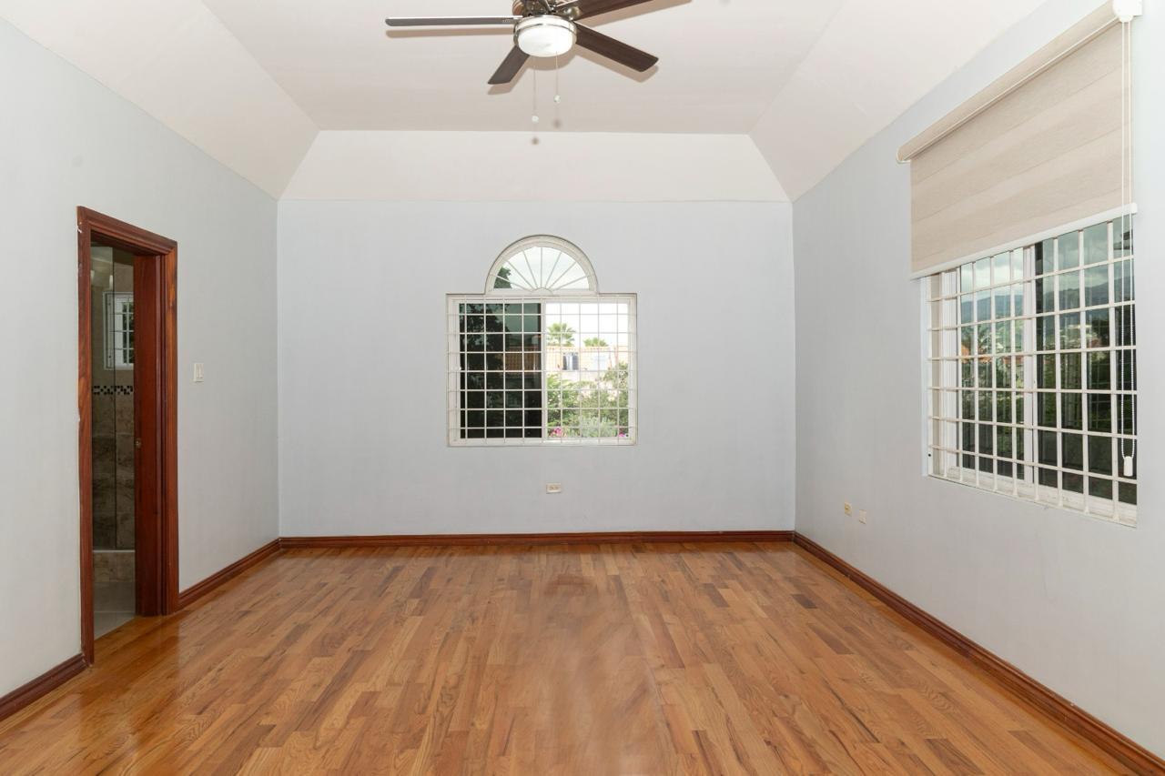 Twenty-Fourth image of Th-3-7-9 Clieveden Avenue in Kingston 6, St. Andrew, Jamaica - property is For Rent