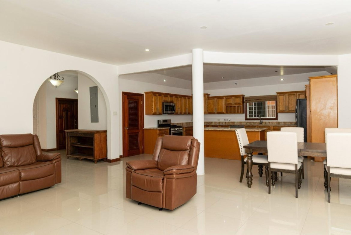 Sixth image of Th-3-7-9 Clieveden Avenue in Kingston 6, St. Andrew, Jamaica - property is For Rent