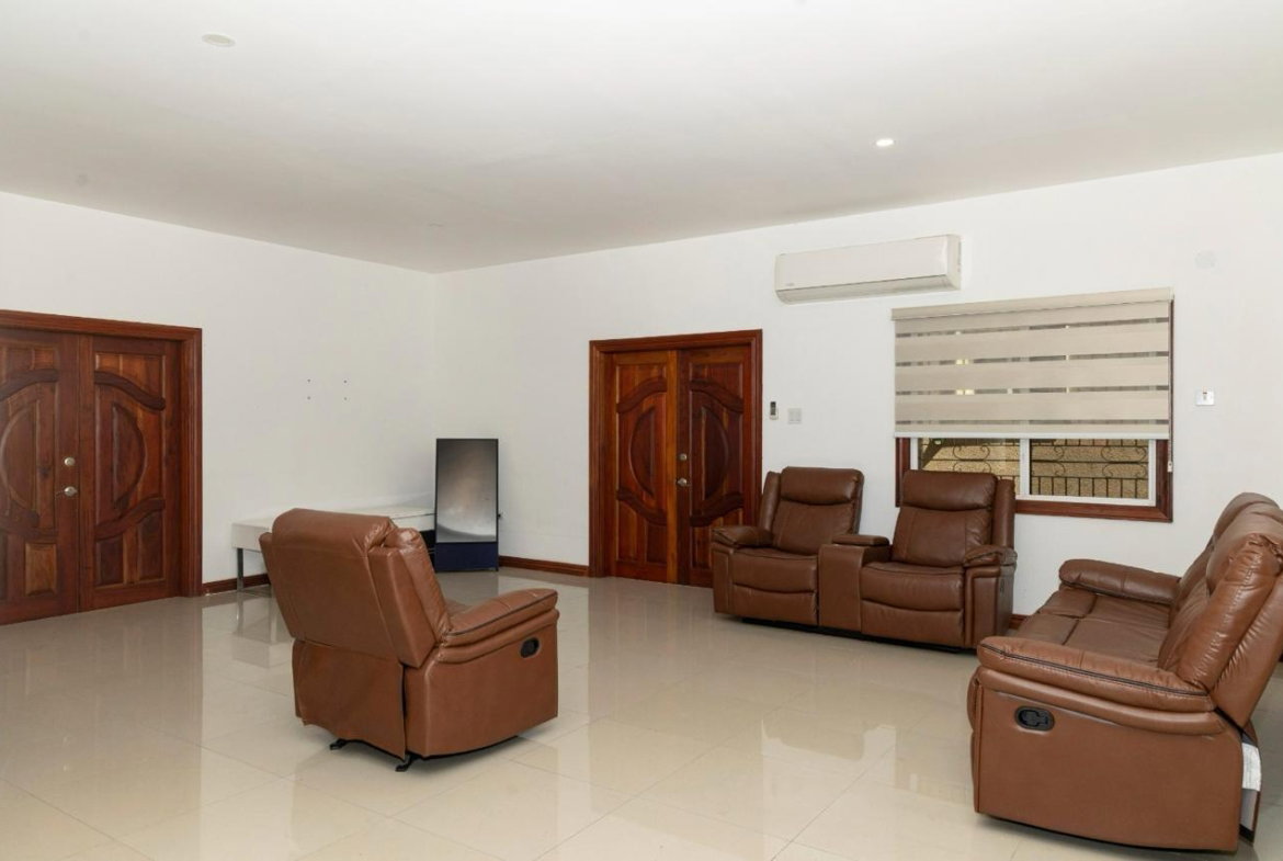 Seventh image of Th-3-7-9 Clieveden Avenue in Kingston 6, St. Andrew, Jamaica - property is For Rent