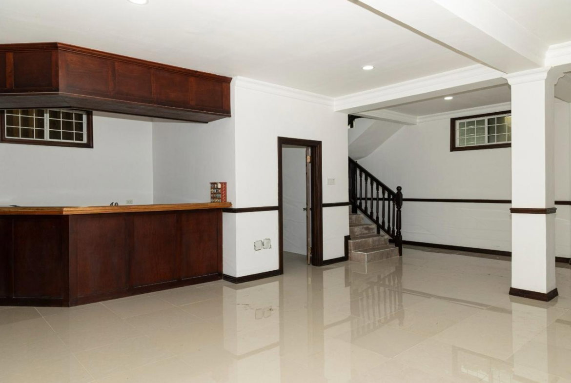 Tenth image of Th-3-7-9 Clieveden Avenue in Kingston 6, St. Andrew, Jamaica - property is For Rent