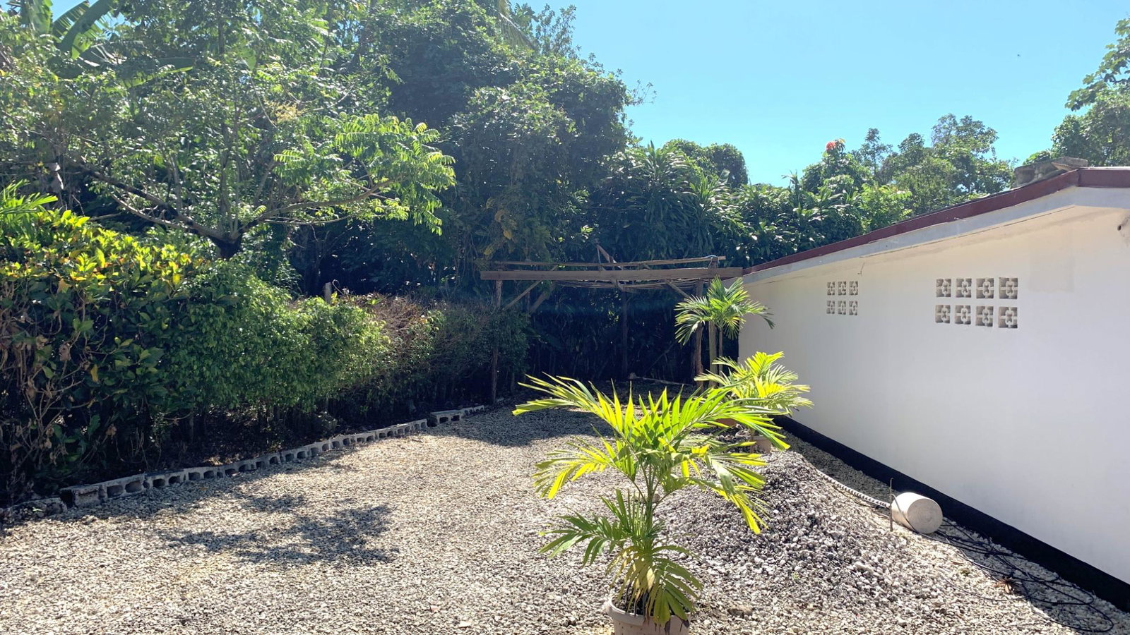 Spacious-Two-Family-Home-for-Sale-in-Linstead-Jamaica Third image of Part of Banbury in Linstead, St. Catherine, Jamaica - property is For Sale