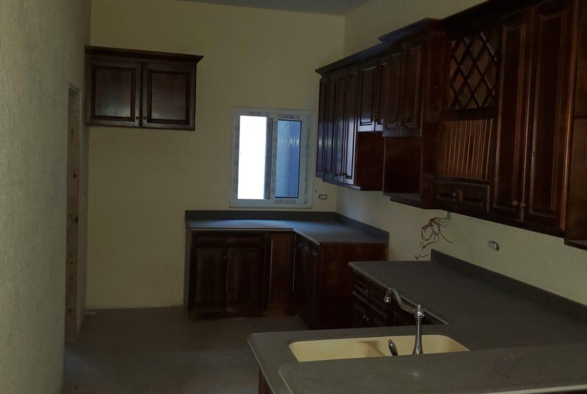 Fifteenth image of 11-18 East Oakridge, Kingston 8 in Kingston 8, St. Andrew, Jamaica - property is For Sale