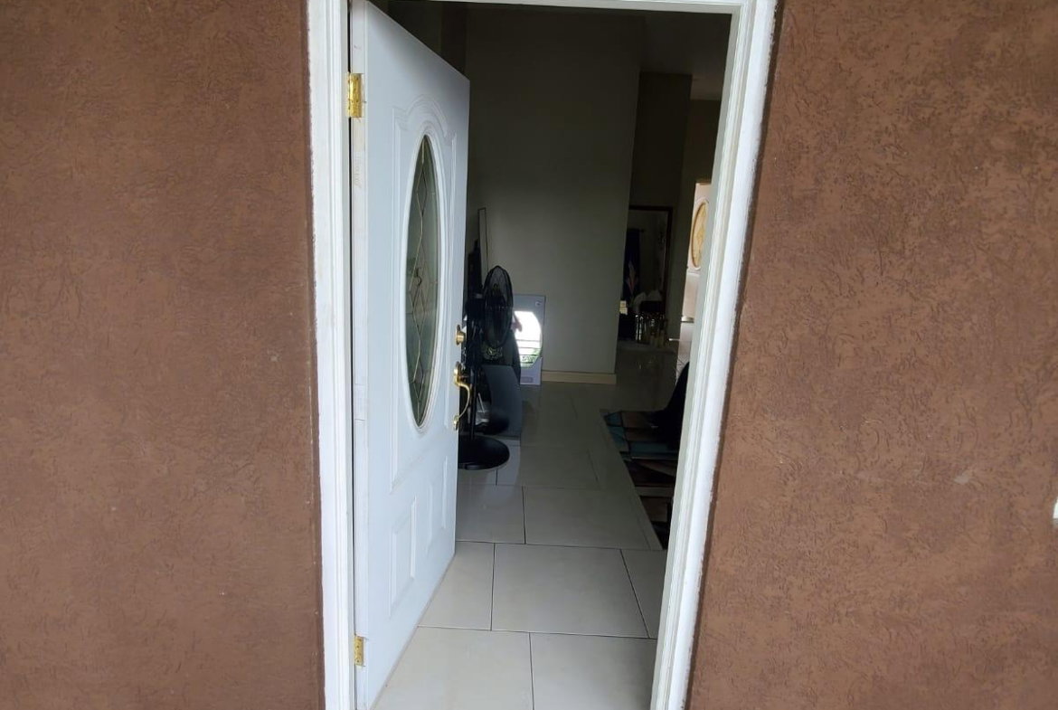 Sixth image of 11-18 East Oakridge, Kingston 8 in Kingston 8, St. Andrew, Jamaica - property is For Sale