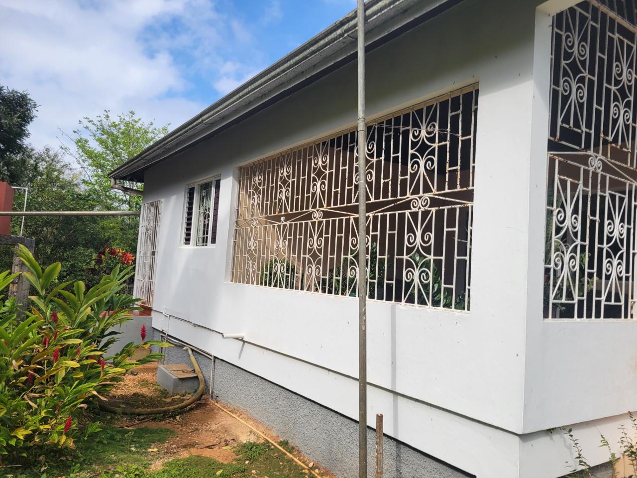 Spalding-6-Bedroom-House-for-Sale-Income-Potential-in-Manchester-Jamaica Eleventh image of Knox Hill in Glencoe Meadows, Manchester, Jamaica - property is For Sale