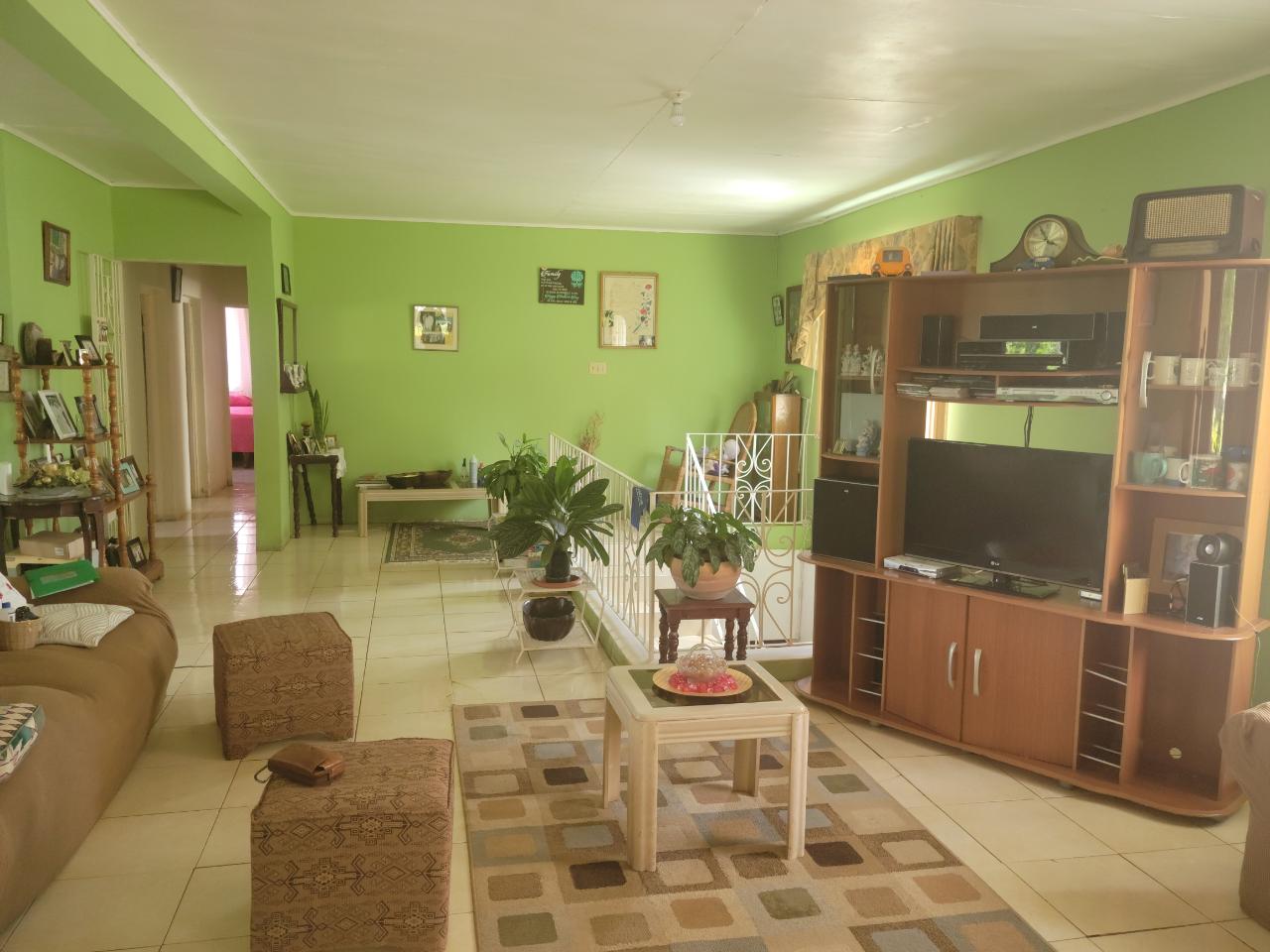 Spalding-6-Bedroom-House-for-Sale-Income-Potential-in-Manchester-Jamaica Sixteenth image of Knox Hill in Glencoe Meadows, Manchester, Jamaica - property is For Sale