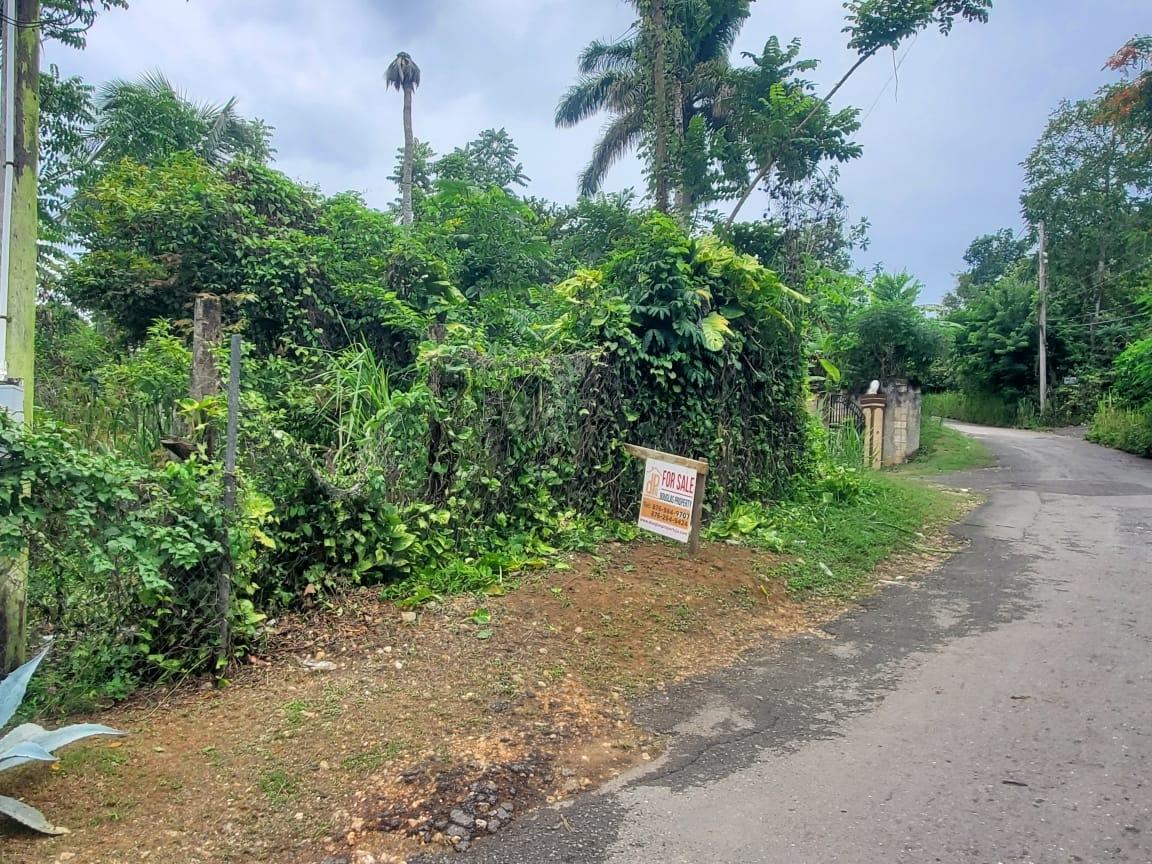 First image of Three Courts, Retreat in Retreat, St. Mary, Jamaica - property is For Sale
