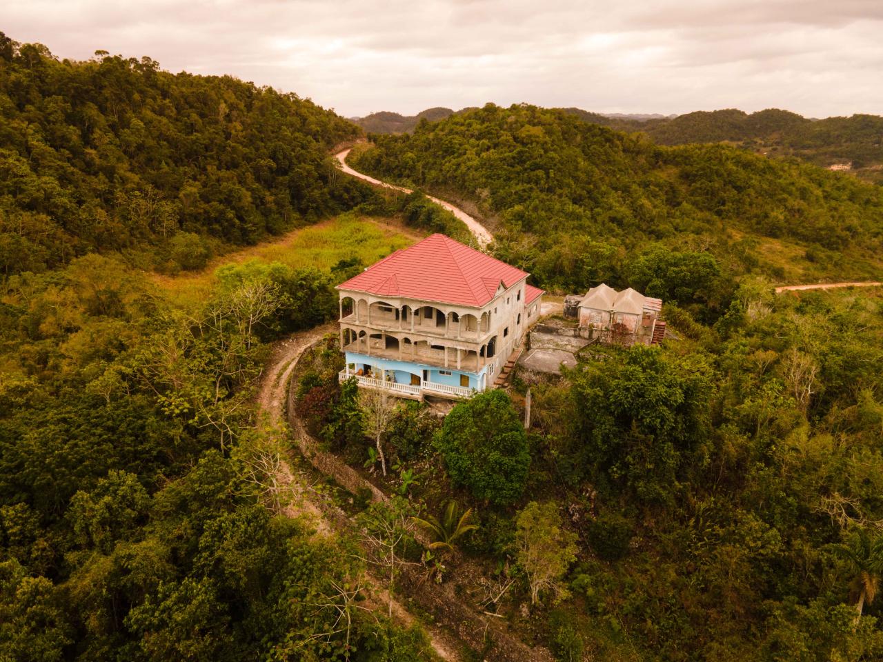 Fourteenth image of Greenhill in Alexandria, St. Ann, Jamaica - property is For Sale
