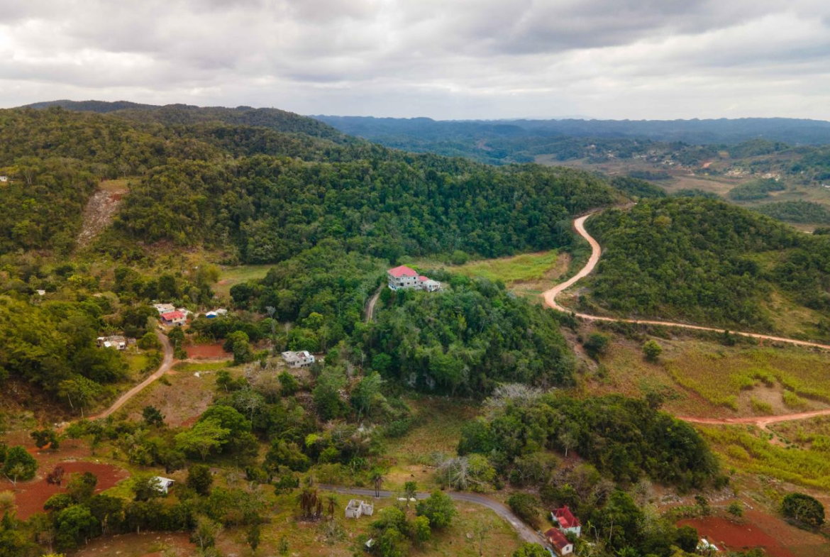 Fifteenth image of Greenhill in Alexandria, St. Ann, Jamaica - property is For Sale