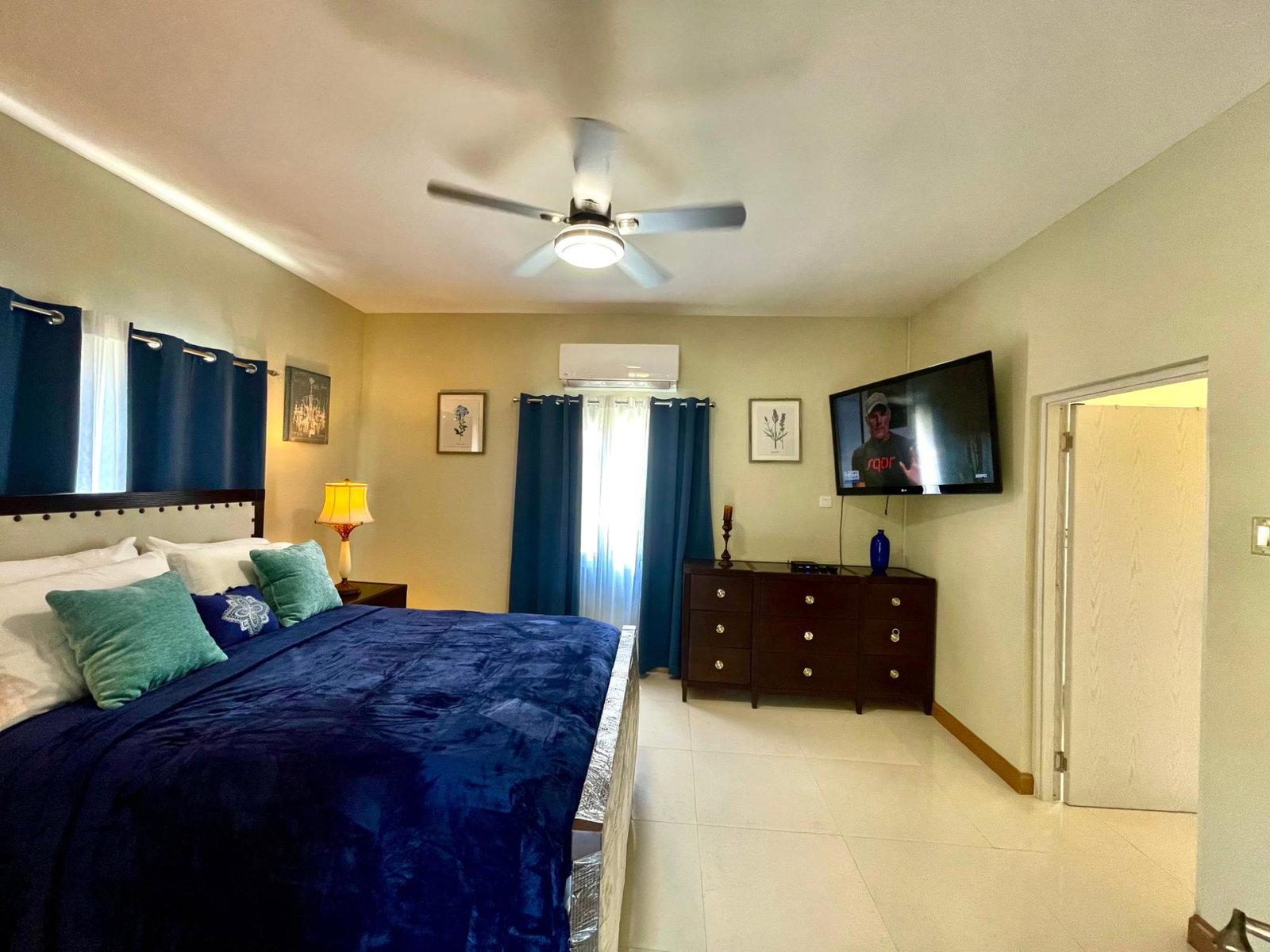 St.-Anns-Luxury-3-Bed-Home-for-Sale-Fully-Furnished-Secure Twenty-Second image of 9- Lancewood Meadows in Exchange, St. Ann, Jamaica - property is For Sale