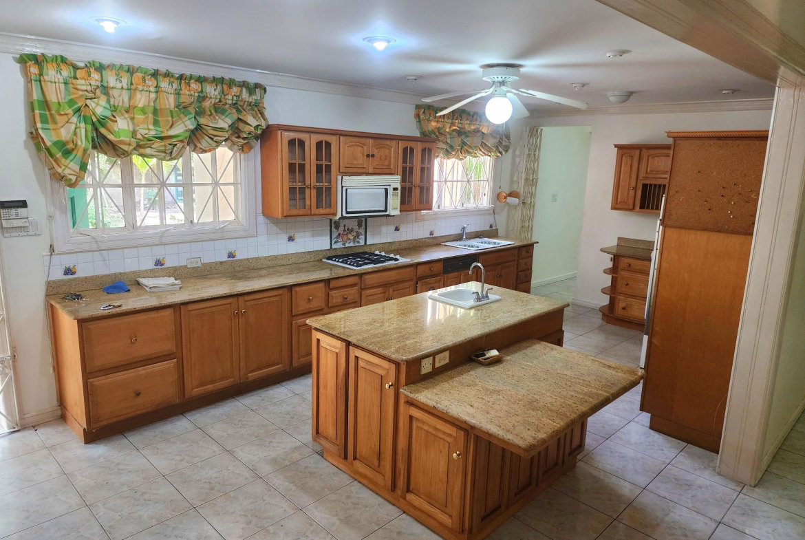 Fifth image of 29 Seymour Avenue in Kingston 6, St. Andrew, Jamaica - property is For Rent