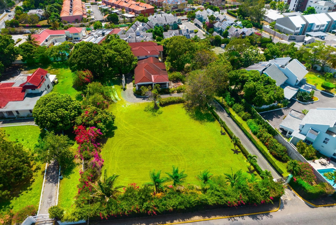 Tenth image of 29 Seymour Avenue in Kingston 6, St. Andrew, Jamaica - property is For Rent