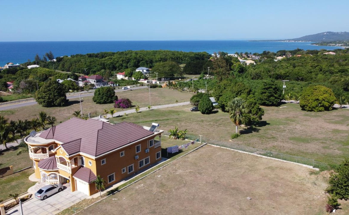 Fifteenth image of 19- Paradiso, Whitehouse in White House WD, Westmoreland, Jamaica - property is For Sale