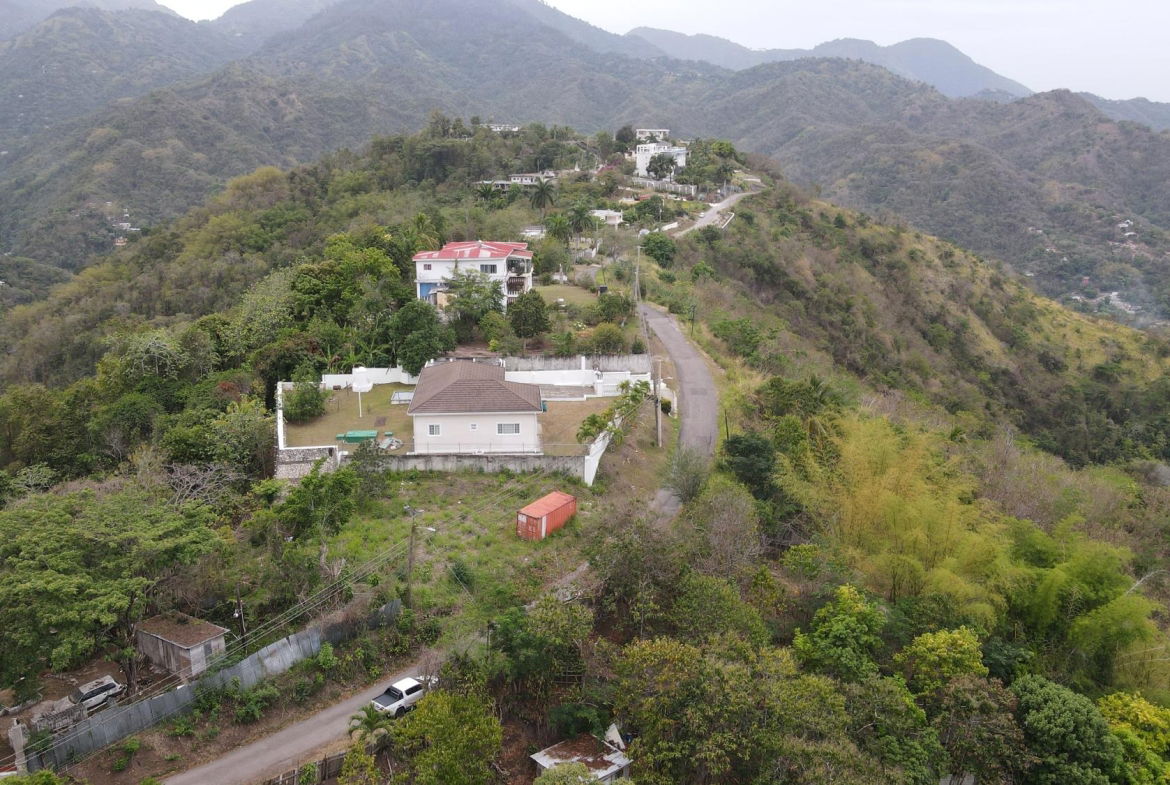 Ninth image of 9 & 9a Skyline Drive Jacks Hill in Jacks Hill, St. Andrew, Jamaica - property is For Sale