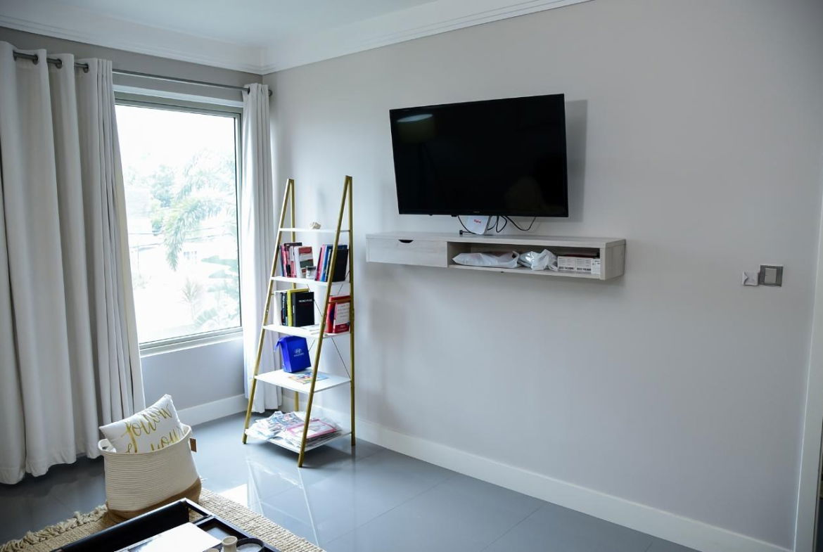 Fourth image of 20 South Avenue in Kingston 10, St. Andrew, Jamaica - property is For Sale