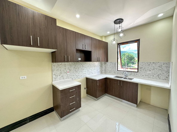 Seventh image of 5-41 Paddington Terrace in Kingston 6, St. Andrew, Jamaica - property is For Rent