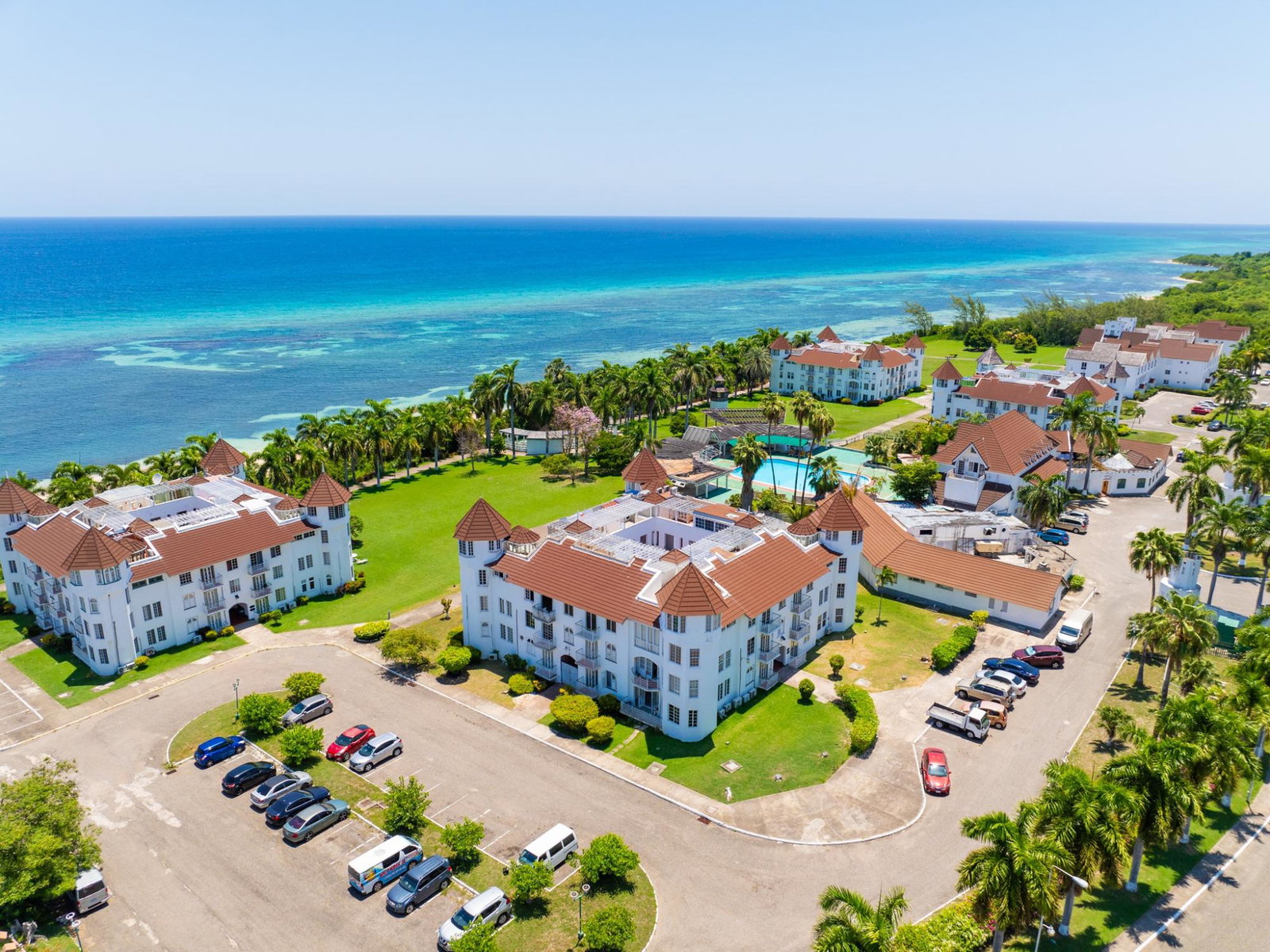 Stunning-1-Bedroom-Sea-Castle-Apartment-for-Sale-in-Montego-Bay Second image of B1-53 Seacastles , Northern Est in Montego Bay, St. James, Jamaica - property is For Sale