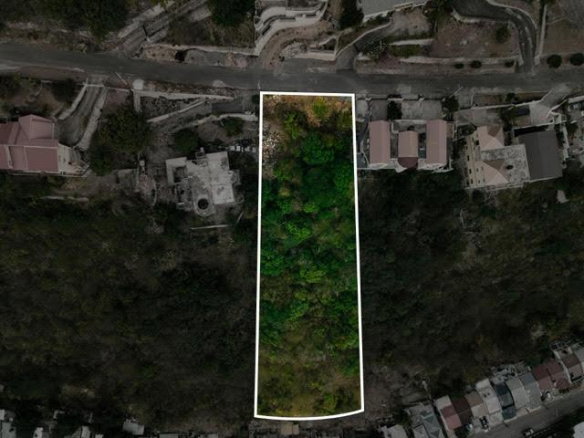 First image of 0-98 Queen Hill in Kingston 19, St. Andrew, Jamaica - property is For Sale