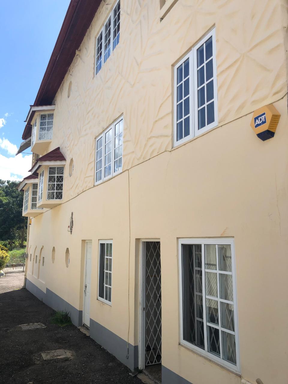 Stunning-10-Bedroom-Family-Home-for-Sale-in-Mandeville-Jamaica Fifth image of Single-lot 2 10 West Road, Mandeville in Mandeville, Manchester, Jamaica - property is For Sale