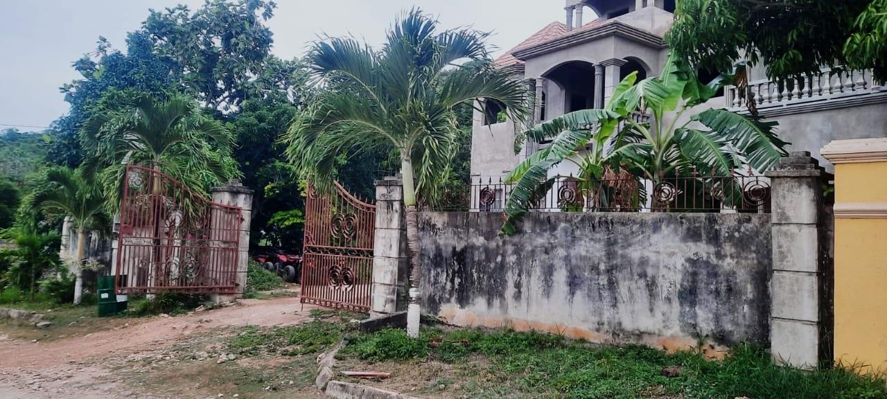 Stunning-10-Bedroom-House-for-Sale-in-Paradise-Edge-Boscobel-Jamaica Twenty-Third image of Lot 531- Paradise Edge, Boscobel in Boscobel, St. Mary, Jamaica - property is For Sale