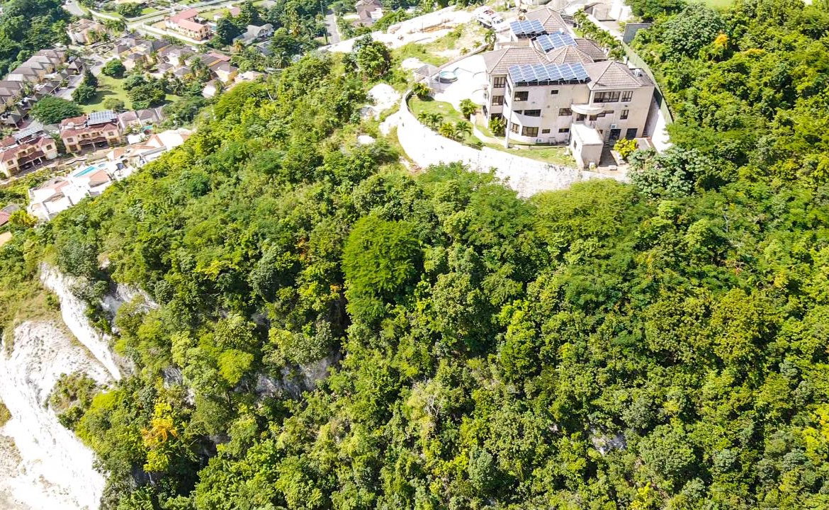 Ninth image of Norbrook Est/rainbow Cres in Kingston 8, St. Andrew, Jamaica - property is For Sale