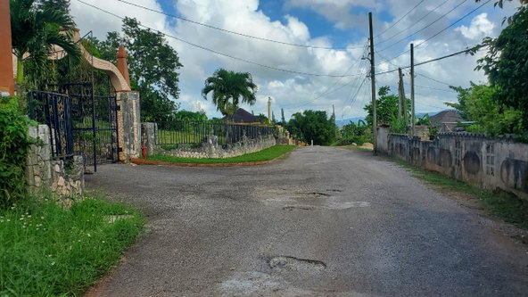 Fifth image of 5 Greenvale Rd, Mandeville in Mandeville, Manchester, Jamaica - property is For Sale