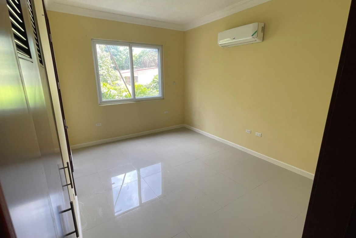 Nineteenth image of 46 Paddington Terrace in Kingston 6, St. Andrew, Jamaica - property is For Sale