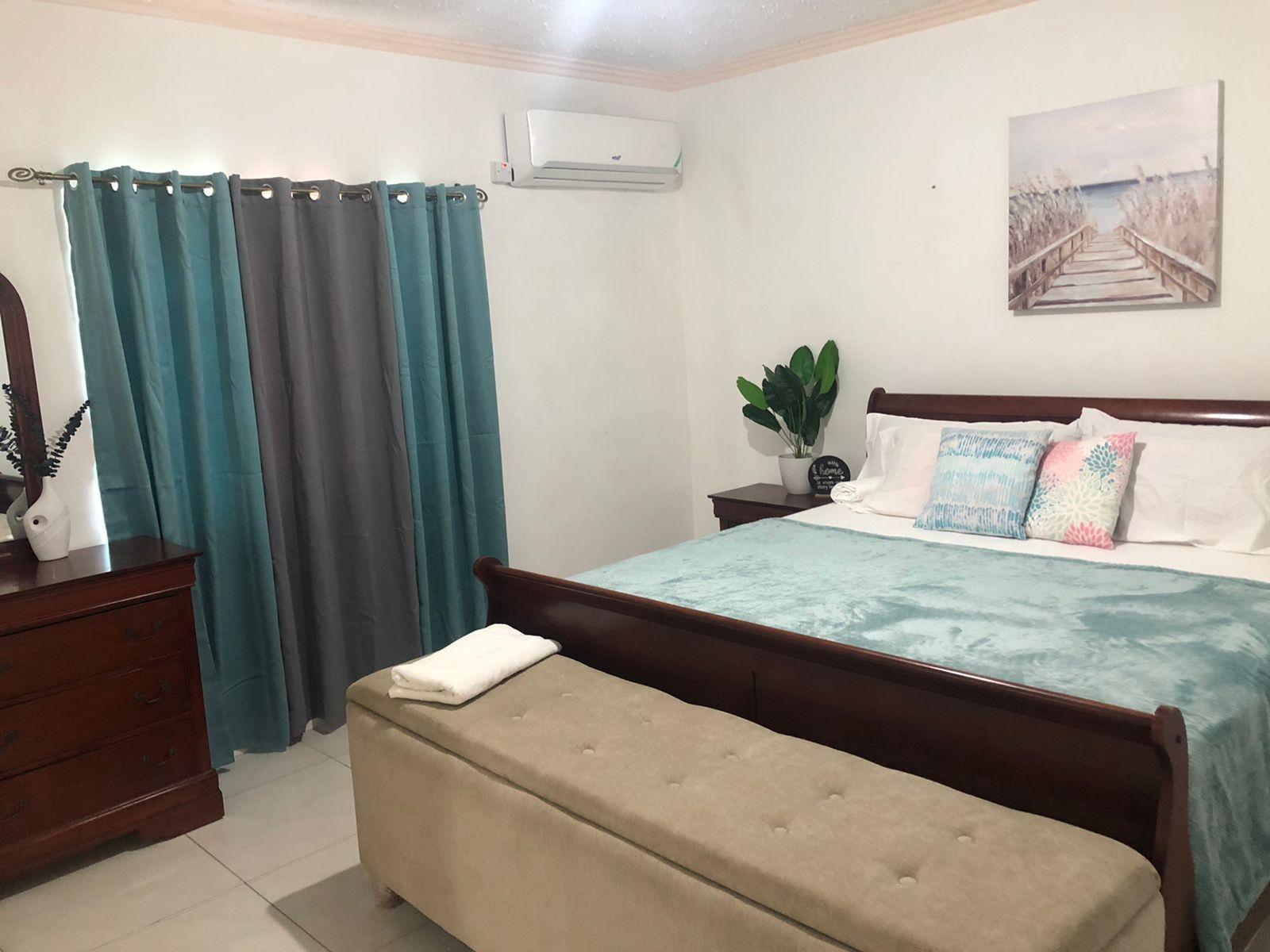 Second image of 12-9a Liguanea Avenue in LIGUANEA, St. Andrew, Jamaica - property is For Rent