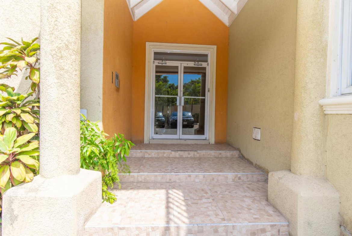 Fourth image of 12a Charlton in CONSTANT SPRING, St. Andrew, Jamaica - property is For Rent