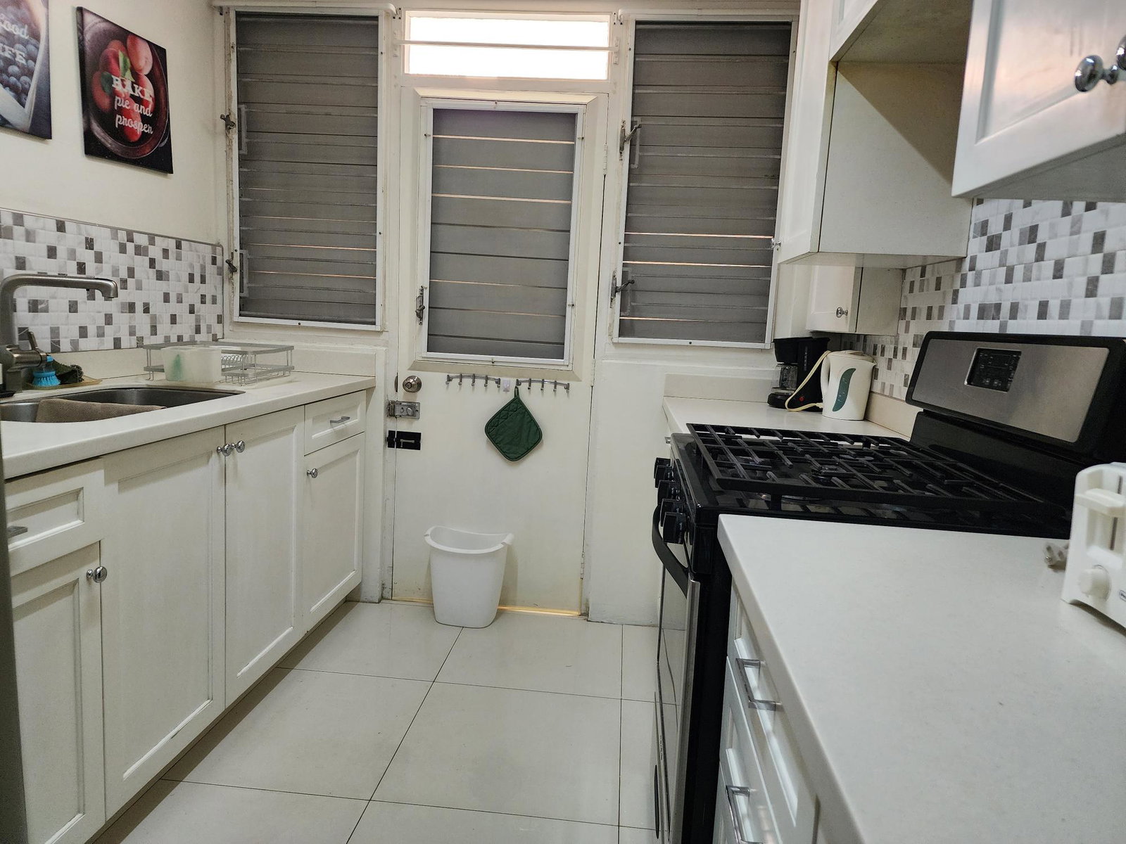Seventh image of 63-60 Hope Road in Kingston 6, St. Andrew, Jamaica - property is For Rent