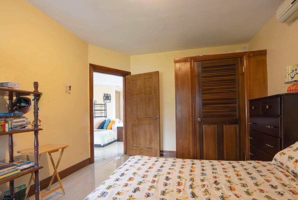 Twelfth image of 6-50-52 Sandhurst Crescent in Kingston 6, St. Andrew, Jamaica - property is For Sale