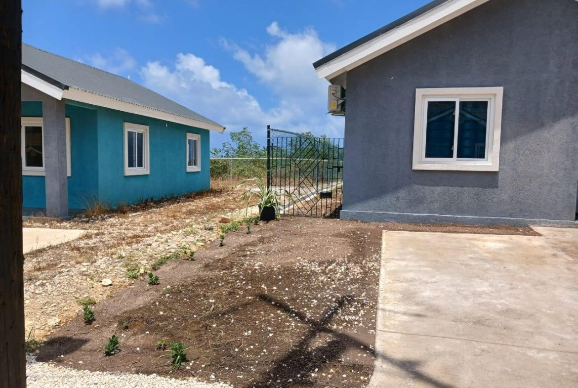 Second image of 185 Edmund Ridge Estate in SPOT VALLEY, St. James, Jamaica - property is For Rent